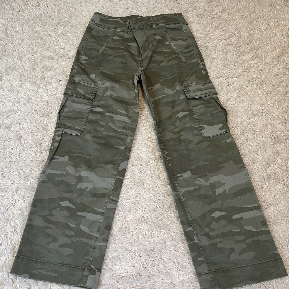 NEW Loft Army Cargo Pants Size 0 Petite